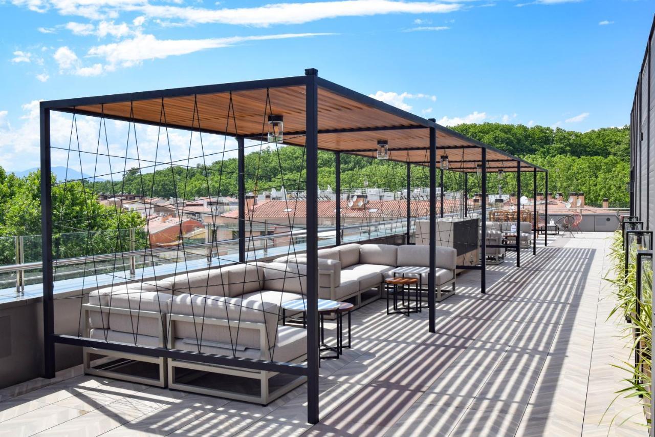 Hotel Gran Ultonia Жирона Экстерьер фото